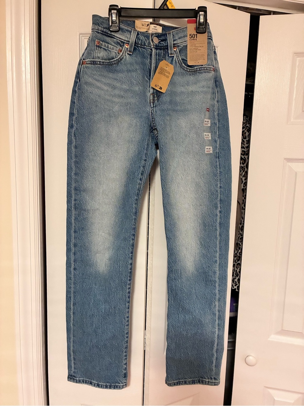 Levi’s 501 curve jeans NWT